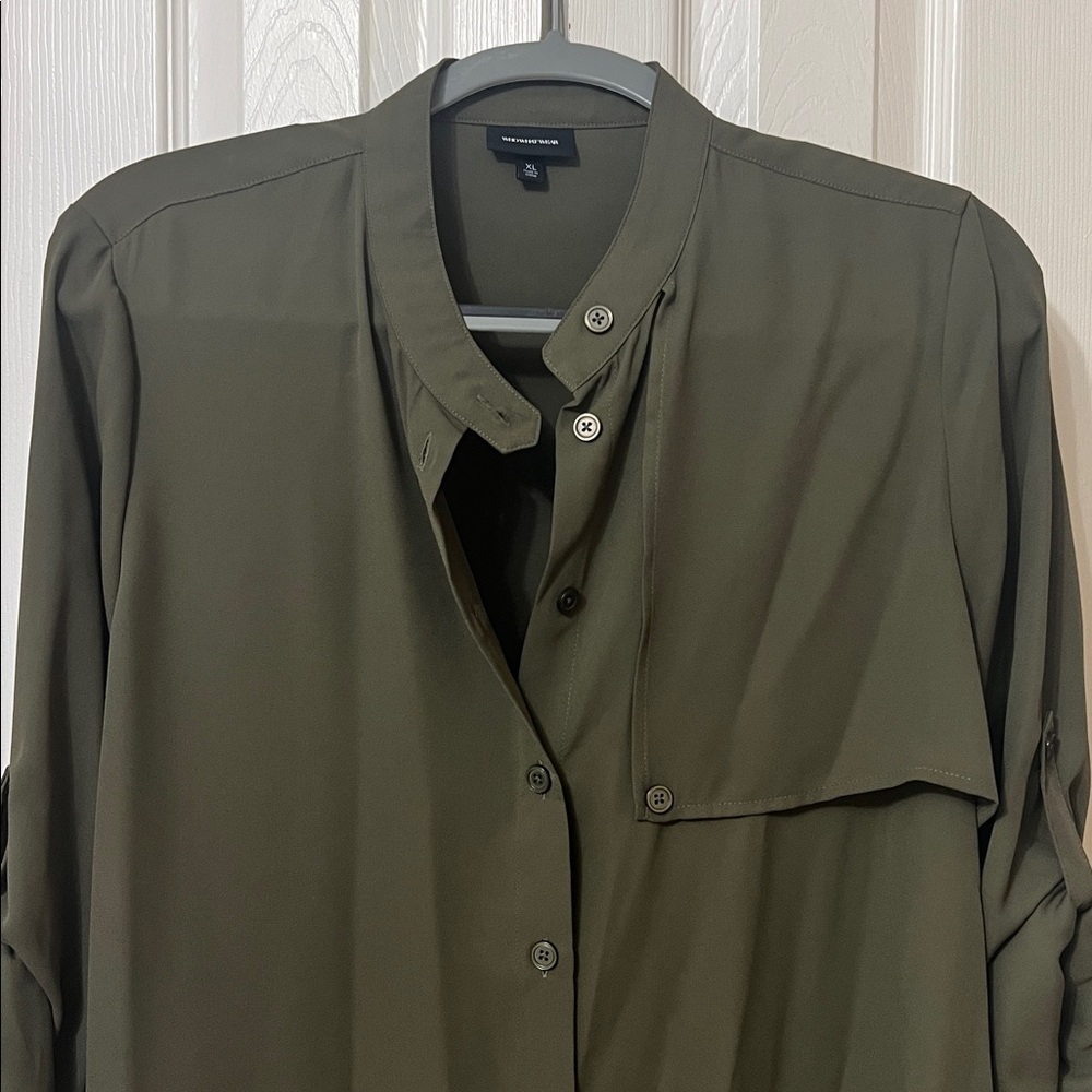 Who What Wear Button Up - Picture 2 of 4
